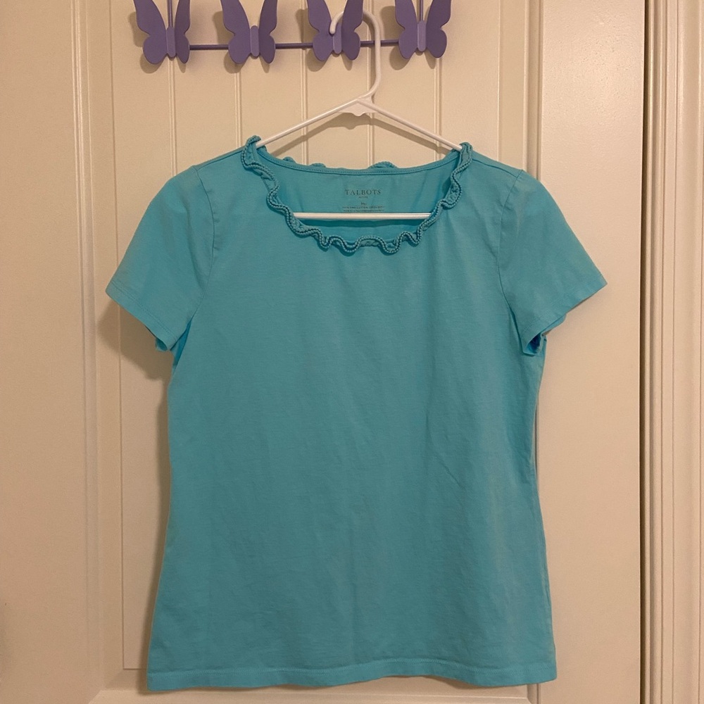 Talbots women’s light blue embroidered neck short sleeve‎ casual blouse petite M